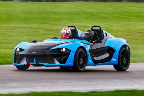 Zenos E10: до 480 л.с. на тонну и цена от 150 тысяч долларов