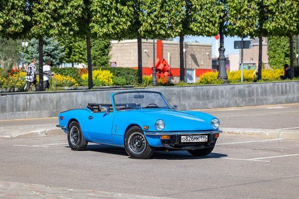 Дух – британский, дизайн – итальянский: опыт владения Triumph Spitfire V Дух – британский, дизайн – итальянский: опыт владения Triumph Spitfire V