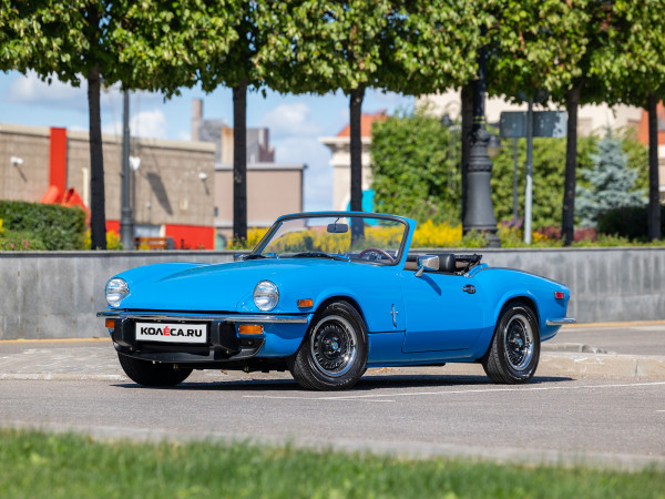 Дух – британский, дизайн – итальянский: опыт владения Triumph Spitfire V Дух – британский, дизайн – итальянский: опыт владения Triumph Spitfire V