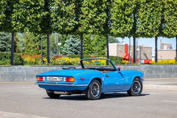 Дух – британский, дизайн – итальянский: опыт владения Triumph Spitfire V Дух – британский, дизайн – итальянский: опыт владения Triumph Spitfire V