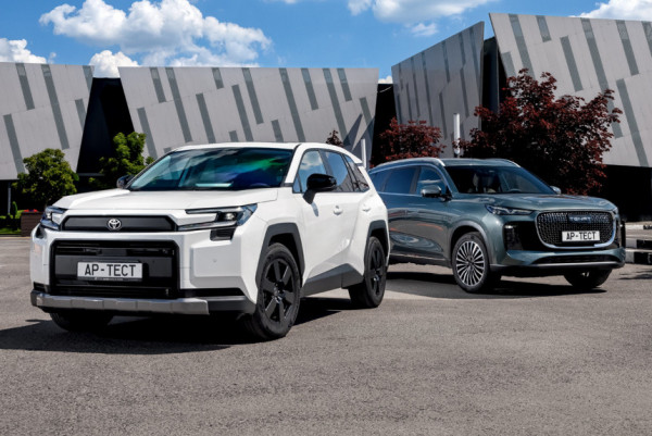 Toyota RAV4 или Tenet T8: что из них лучше за 4 млн рублей?
