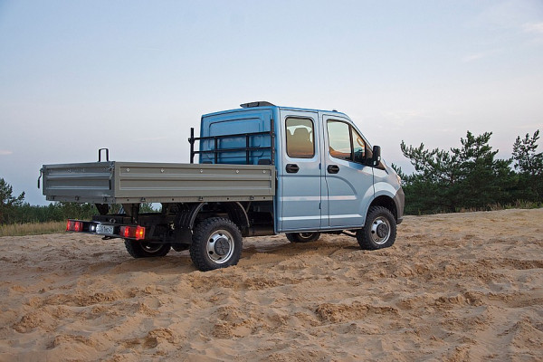 По полям, по лугам: тест-драйв Газели NN 4×4